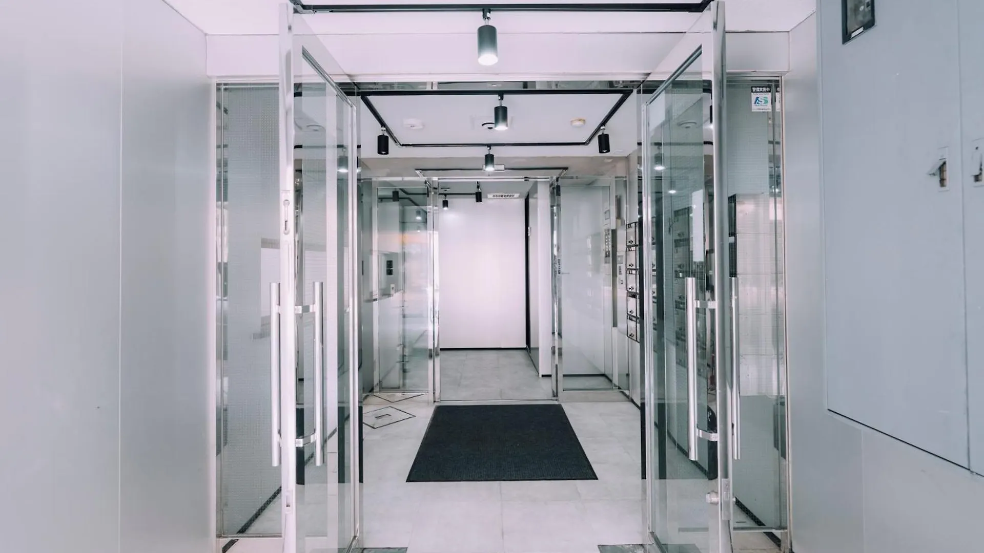 Apartament Minimalist Loft Namba Compact Studio With A 24-Hour Gym Ma603 Osaka 0*,